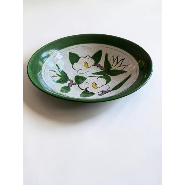 1950s Majolica Large Serving Bowl Hartman Studios of Los Angeles, California Magnolia For Sale - Image 9 of 9