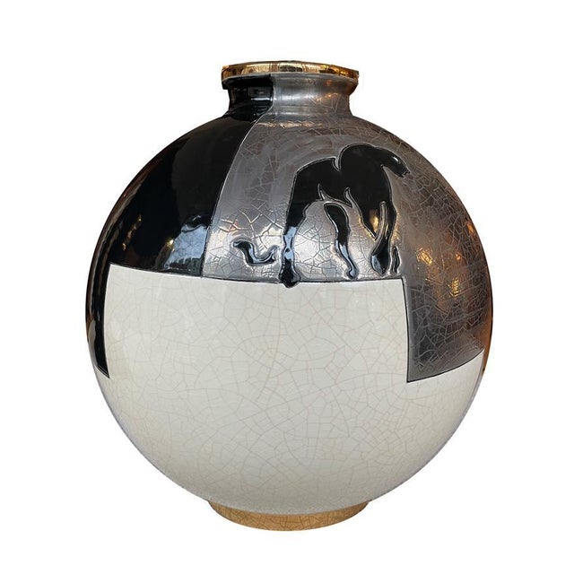 Spherical Vase with Gold Leaf and Platinum Plating in 18 Carats, France For Sale - Image 3 of 11