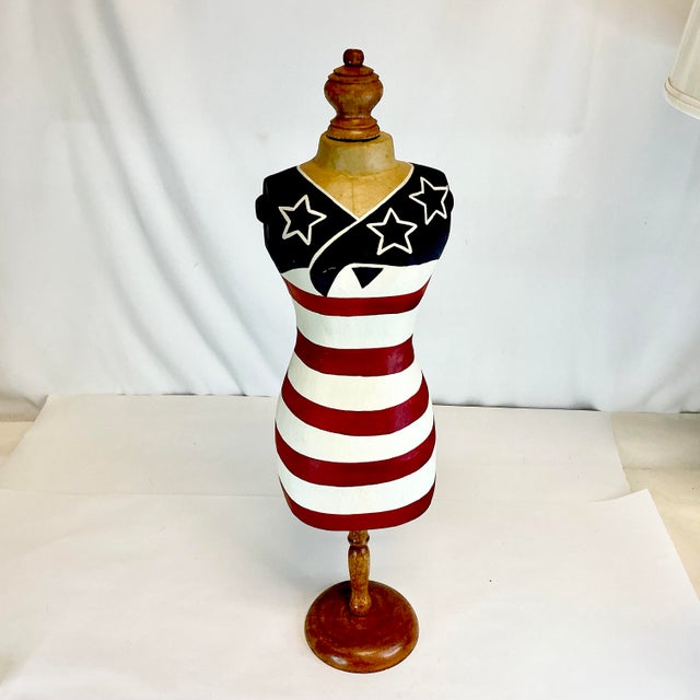 American 1980s Vintage Americana Patriotic Flag Paper Mache Dress Form Mannequin Centerpiece Holiday Accent - 4th of July For Sale - Image 3 of 14