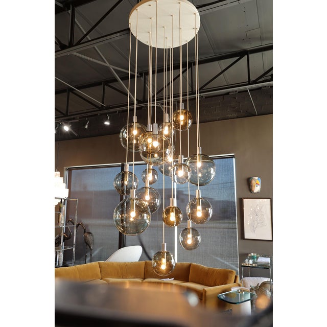 1970s Monumental Cascade Chandelier by Lightolier, 16 Globes For Sale In Dallas - Image 6 of 13