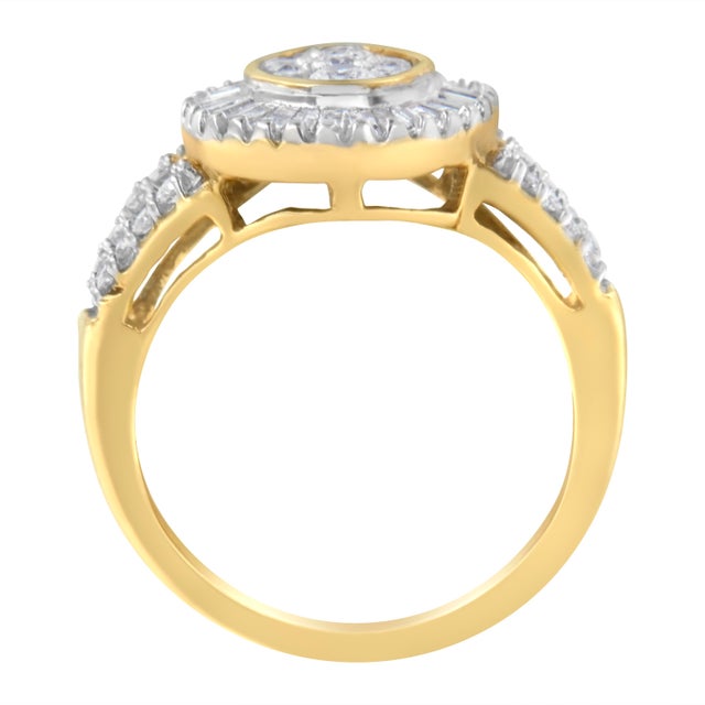 Contemporary 10kt Yellow Gold Diamond Cocktail Ring (1 cttw, H-I Color, SI2-I1 Clarity) - Size 7 For Sale - Image 3 of 6