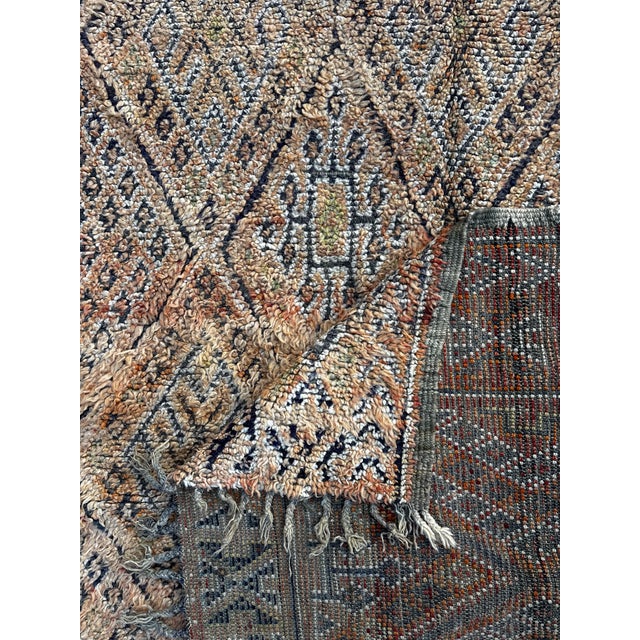 1970s Authentic Moroccan Vintage Boujad Berber Wool Rug -Handwoven Geometric Boho Area Carpet For Sale - Image 5 of 9