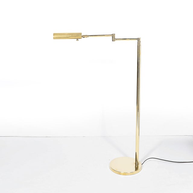 1970s Mid-Century Modernist Articulating Floor Lamp in Polished Brass For Sale - Image 5 of 12