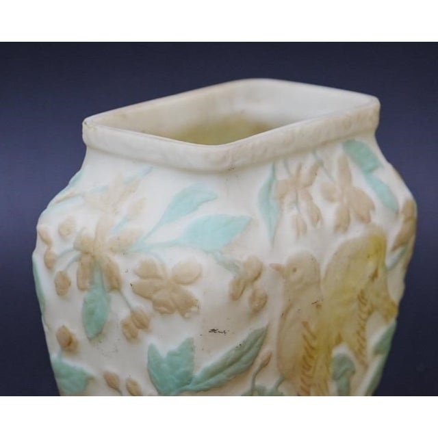 Mid-Century Modern Consolidated Phoenix Glass Pink Lovebirds on Cream Background Vase Mid Century For Sale - Image 3 of 6