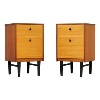 1960s Pair of Mid Century Nightstands For Sale