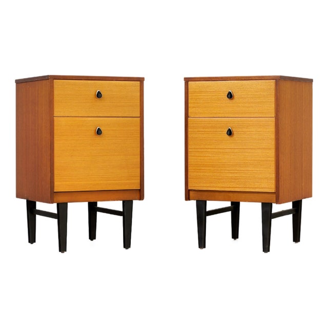 1960s Pair of Mid Century Nightstands For Sale