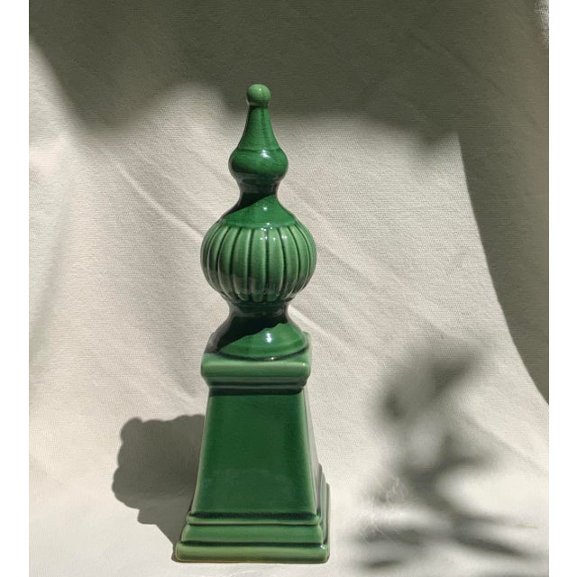 English Green Glazed Ceramic Garden Finial, C. 1950 For Sale - Image 4 of 18