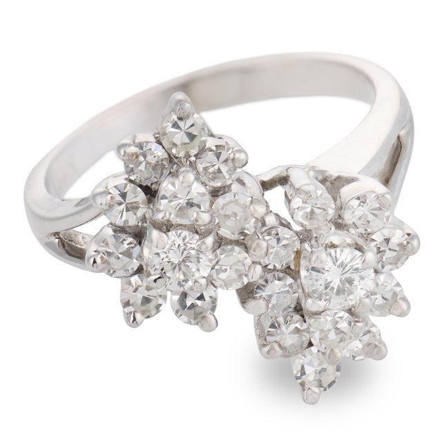 Contemporary Vintage Diamond 14k White Gold Toi Et Moi Ring, Size 5.5 For Sale - Image 3 of 6
