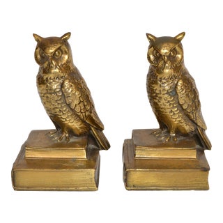 1970 Vintage Cast Bronze Owl Figurine Sculpture Bookends Mid-Century Modern Pair For Sale