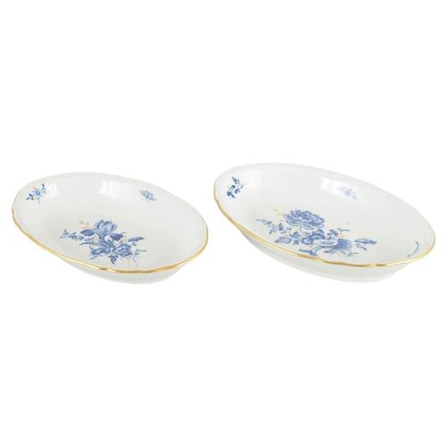 Oval Serving Dishes in Porcelain with Blue Floral Motifs from Meissen, Set of 2 For Sale - Image 5 of 5