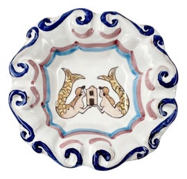 Example of Ashtrays and Catchalls