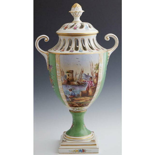 English 1700's Antique English Chelsea Gilt Decorated, Porcelain Covered Vase For Sale - Image 3 of 5