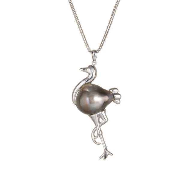 Stork Pendant & Necklace Baroque Pearl Diamond Vintage 14 Karat White Gold Bird For Sale - Image 4 of 4
