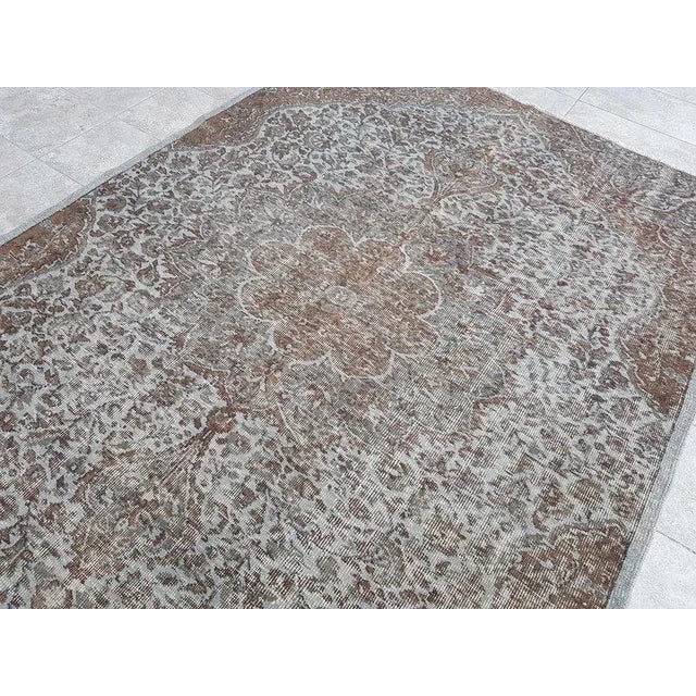 Gray 1960s 6x8 Drak Grey Vintage Anatolian Rug For Sale - Image 8 of 11