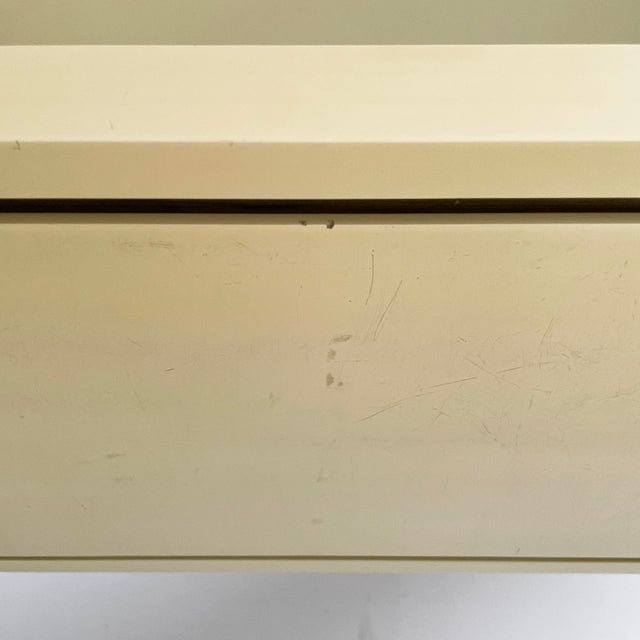 Space Age Italian Plastic Bookcase Dodona 300 by Ernesto Gismondi for Artemide, 1970s For Sale - Image 16 of 18