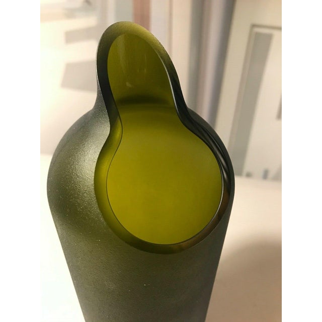 Original TranSglass Artecnica Recycled Post-Consumer Wine Bottle Vase For Sale In Los Angeles - Image 6 of 7