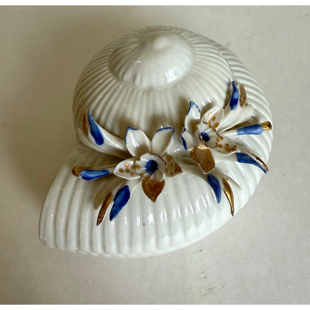 White Vintage Italian Capodimonte Shell Trinket Box With Blue Floral Accents For Sale - Image 8 of 11