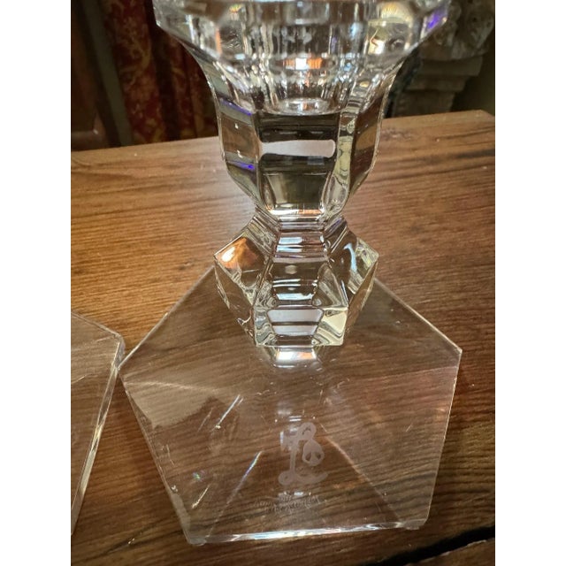 Mid 20th Century Val Saint Lambert Crystal Candle Holders With Piping Rock Club “Liberty Bell” Insignia – a Pair For Sale In New York - Image 6 of 11