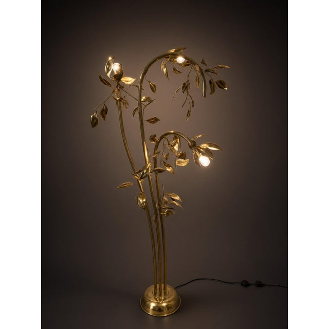 Gold Floral Brass Floor Lamp attributed to Tommaso Barbi for Bottega Gadda, 1970s For Sale - Image 8 of 18