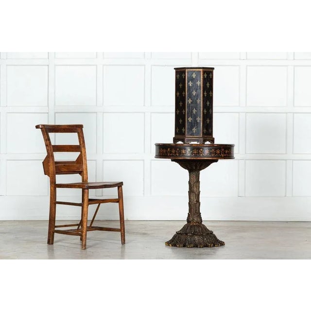 Napoleon III French Fleur De Lis Painted Umbrella Stand, 1860s For Sale - Image 4 of 12