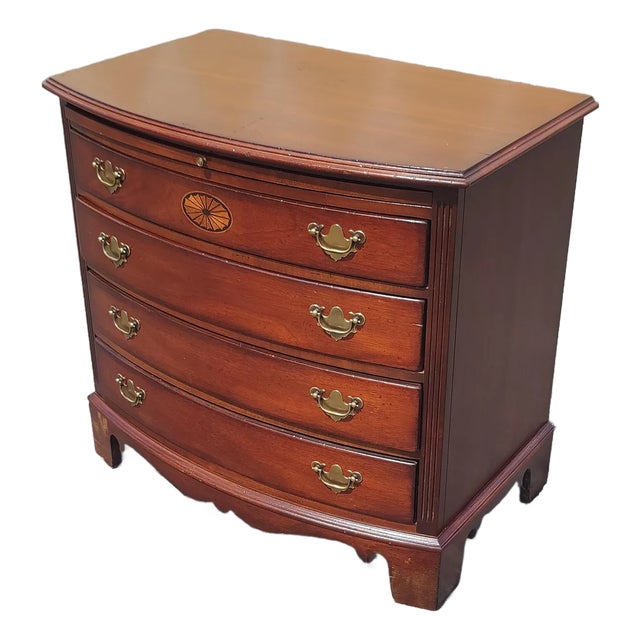 Vintage Lexington Heirloom Solid Mahogany Chippendale Bachelors Chest of Drawers For Sale