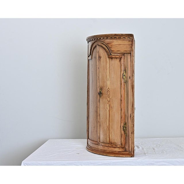 Swedish 19th Century Pine Wall Mounted Corner Cabinet For Sale - Image 9 of 12