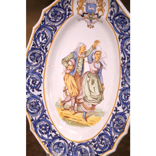 French Early 20th Century French Henriot Quimper Faïence Wall Platter For Sale - Image 3 of 7