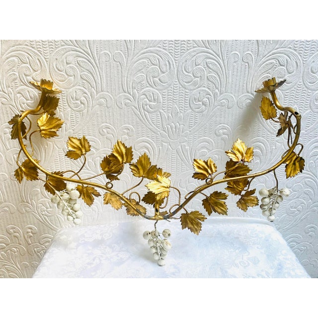 1960s 1960s Mid-Century Italian Gold Gilt Grapes and Leaves Wall Sconce For Sale - Image 5 of 9