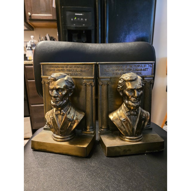 Dream collection for Abraham Lincoln collector, set of bookends from the 50's with the Gettysburg address statement....