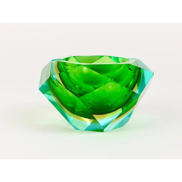 Italian Flavio Poli Colorful Faceted Diamond Ashtray by Seguso, 1960s For Sale - Image 3 of 18