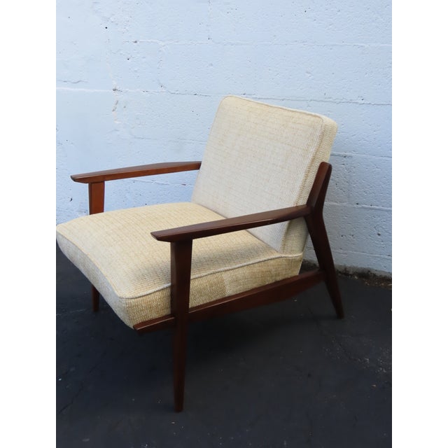 Mid Century Modern Lounge Side Accent Chair 6614 For Sale - Image 12 of 16