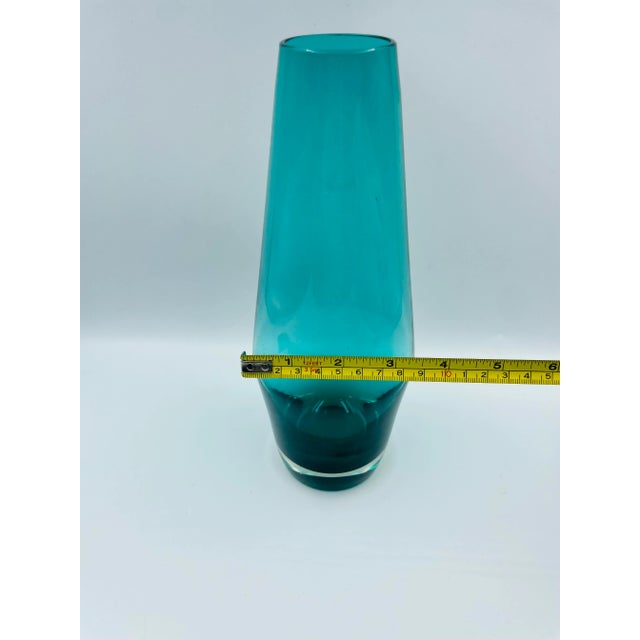 1960s Modern Teal Blown Glass Vase for Riihimaki Lasi Oy, Finland For Sale - Image 10 of 12