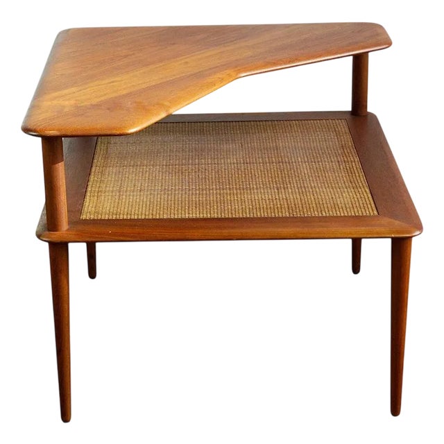 Scandinavian Modern Minerva Side Table in Teak attributed to Peter Hvidt for Soborg Mobler, 1960s For Sale