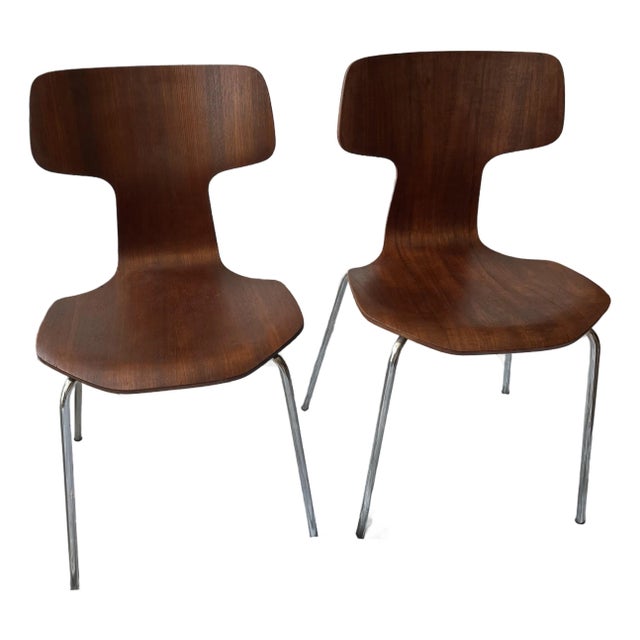 Fritz Hansen Denmark 1974 Plywood Hammer Stackable Chairs Set of 2 Refinished For Sale
