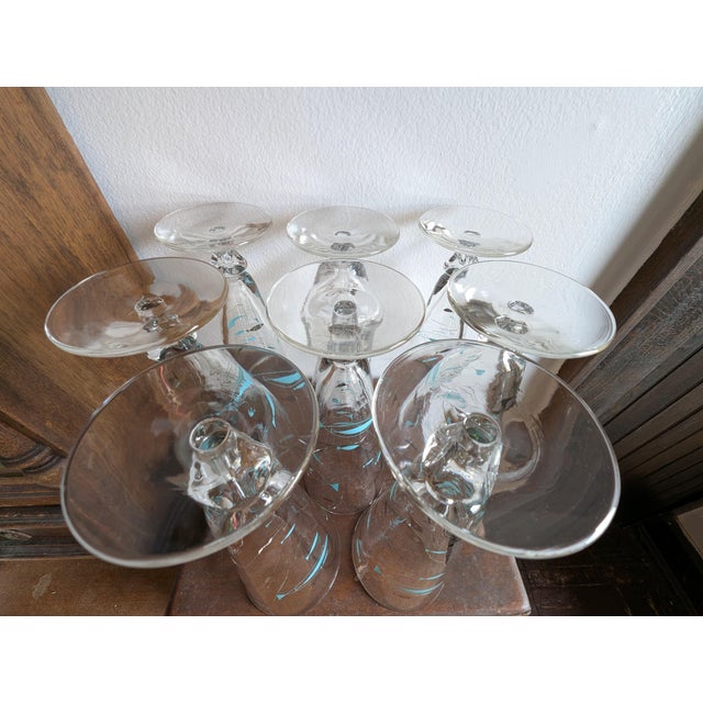 Vintage Mediterranean Atomic Fish Pilsner Glasses by Libbey ~ Set of 8 ~ Mid-Century Modern, Aqua Blue and Black With Platinum Trim For Sale In Cleveland - Image 6 of 15