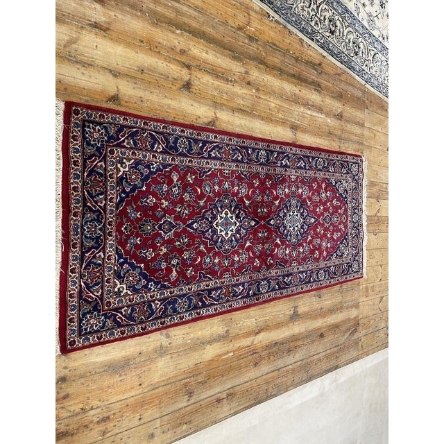 Middle Eastern Rug in Wool For Sale - Image 9 of 11