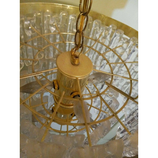 1970s Lucite & Brass Icicle Chandelier in the Style of Kalmar For Sale - Image 10 of 13