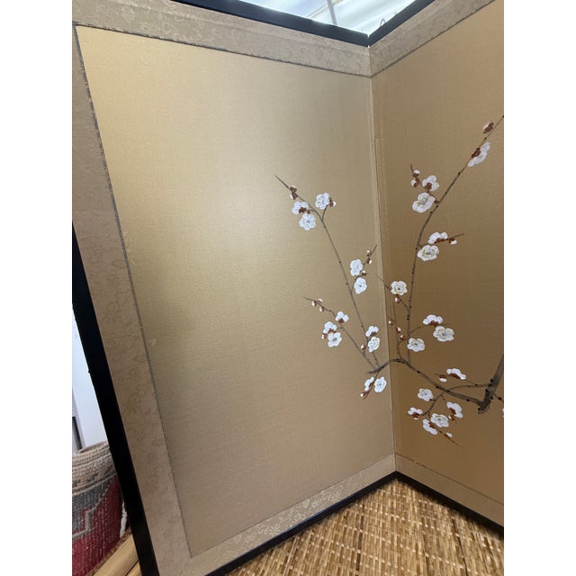 1970s Vintage Chinese Handpainted and Signed Silk Screen, 4 Panels For Sale - Image 5 of 12