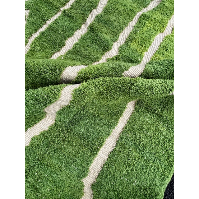 Textile Moroccan Beni Ouarain Wool Rug with Abstract Linear Design, 1990 For Sale - Image 7 of 11