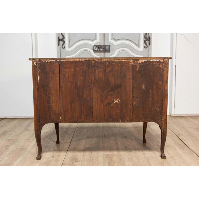 Tuscan 1890s Walnut and Mahogany Four-Drawer Commode with Banding Inlay For Sale - Image 11 of 15