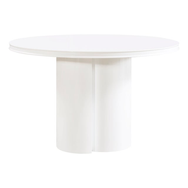 Elora White Lacquer Round Dining Table For Sale