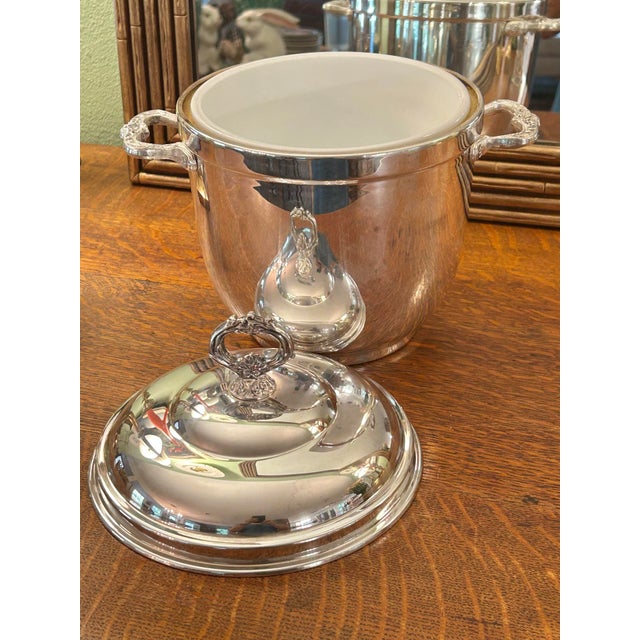 Vintage 1970’s Sheridan Taunton Attributed Silverplate Ice Bucket With Milk Glass Liner For Sale - Image 4 of 12
