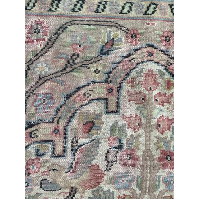 Small Vintage Silk and Wool Pakistani Rug from Bobyrugs, 1980s For Sale - Image 3 of 16