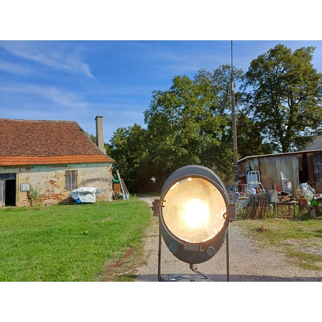 Wooden Tripod Cremer Cinema Spotlight, 1950 For Sale - Image 11 of 16