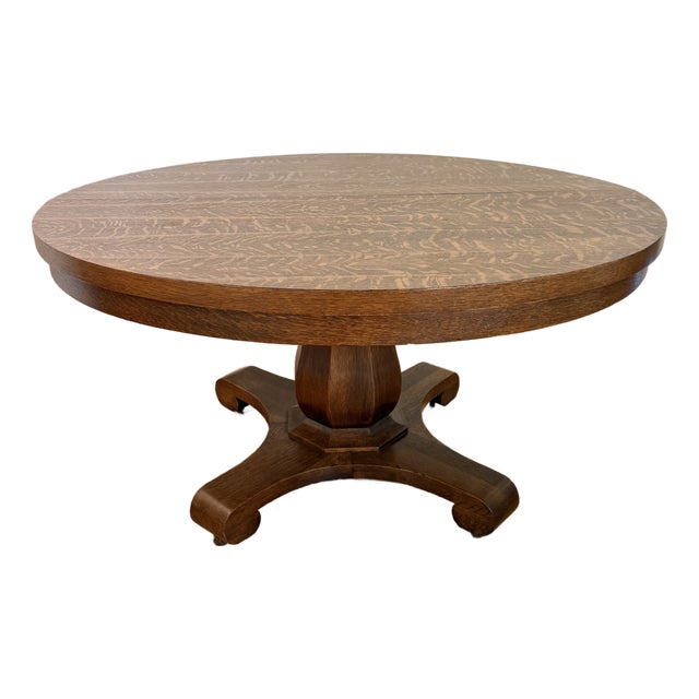 Antique Arts & Crafts Tiger Oak Dining Table on Pedestal Base With 54" Round Top For Sale