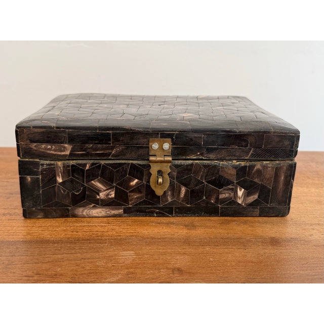 Contemporary Late 20th Century Maitland-Smith Style Tessellated Bone Box For Sale - Image 3 of 12