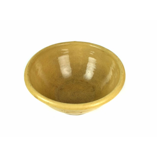 Early 20th Century Antique 1900's American Yellow Stoneware Bowl For Sale - Image 5 of 10