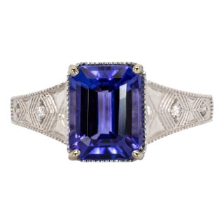 2.8cts Deluxe Tanzanite Ring W Diamond Accents in Solid 14k Gold | Em 9x7mm, Size 6.75 For Sale