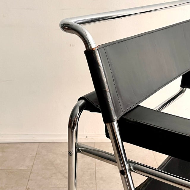 Wassily Armchairs by Marcel Breuer for Gavina, 1970s, Set of 2 For Sale - Image 6 of 18