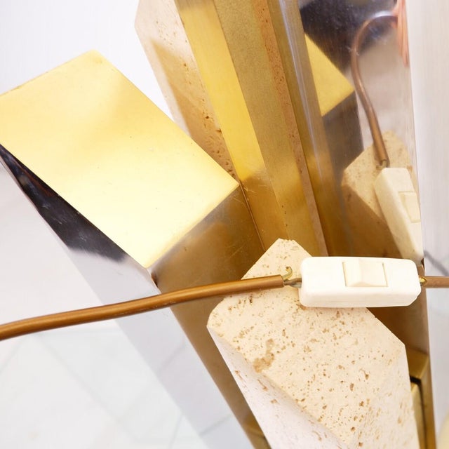 Tall Skyscaper Table Lamp in Travertine, Chrome and Brass by Sciolari, 1970s For Sale - Image 12 of 15